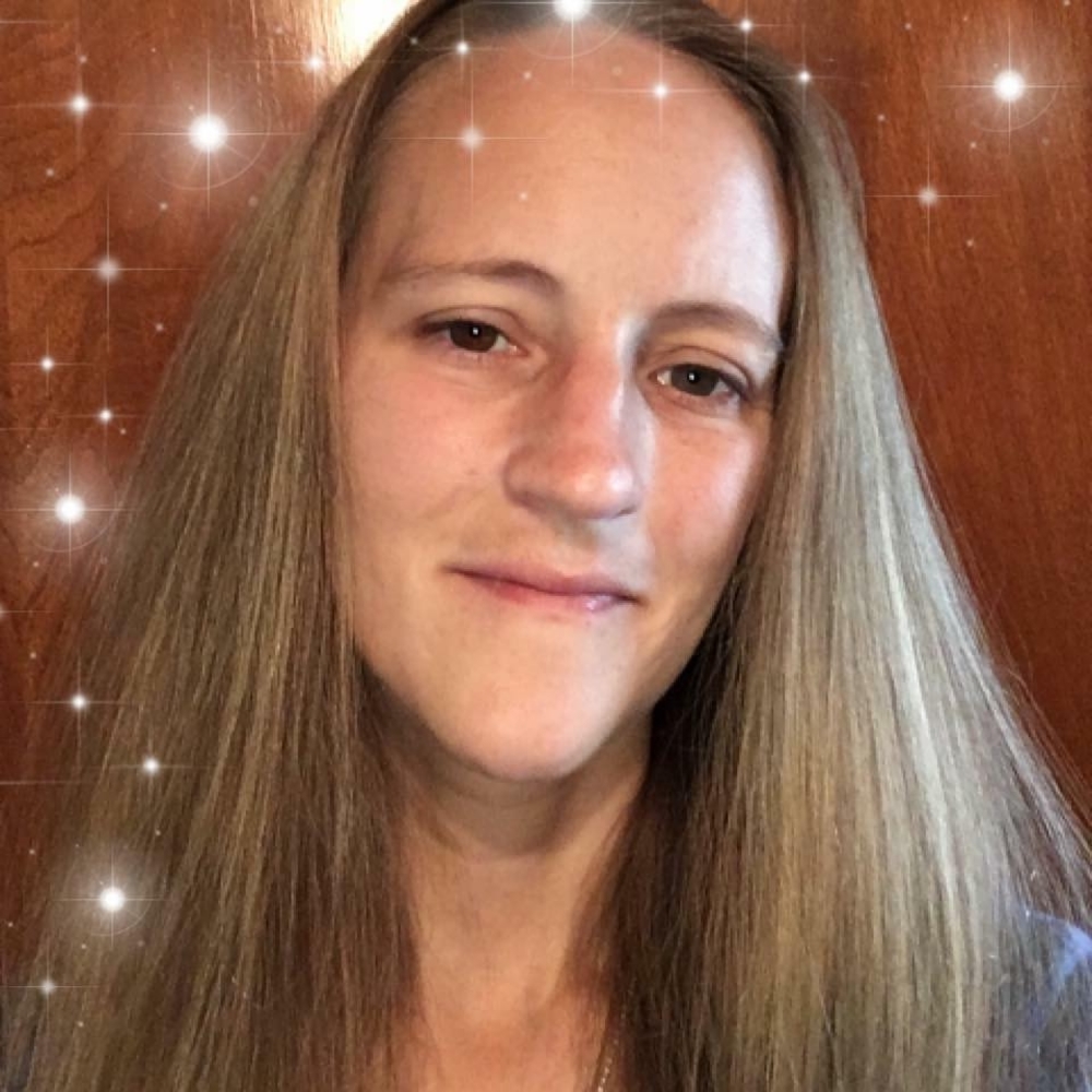 Meet your Posher, Sarah anne